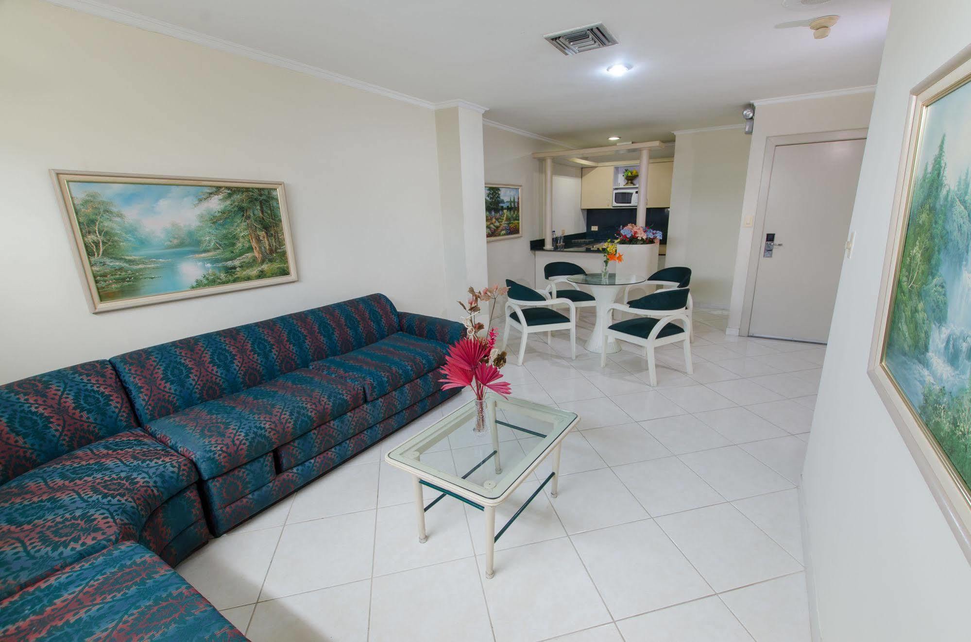 Apart Hotel Kennedy Guayaquil Esterno foto