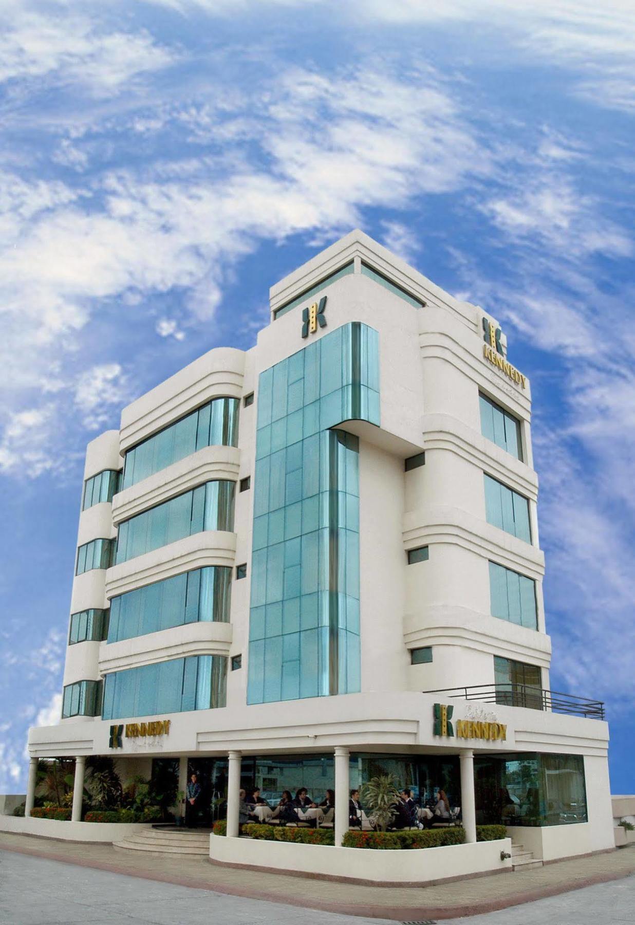 Apart Hotel Kennedy Guayaquil Esterno foto